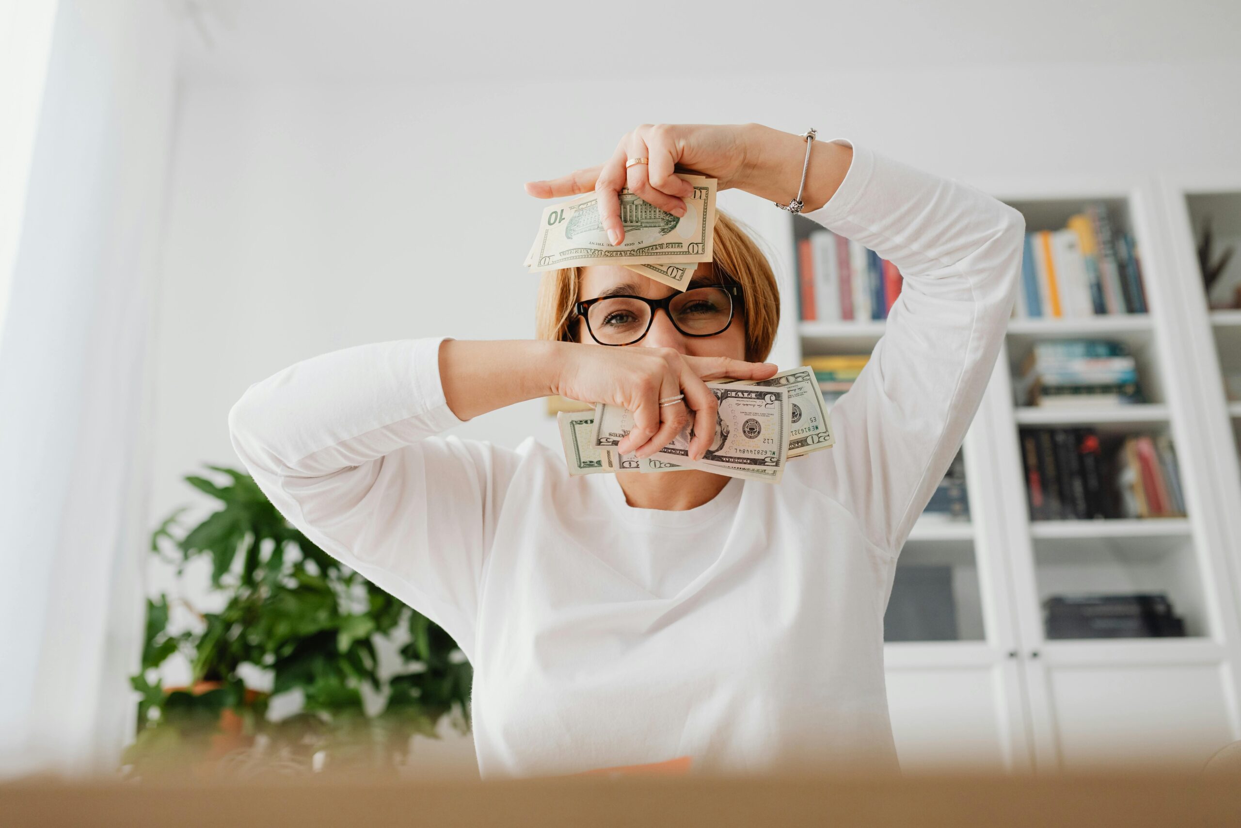 Kostenloses Stock Foto zu #indoor, anlagestrategie, banknoten