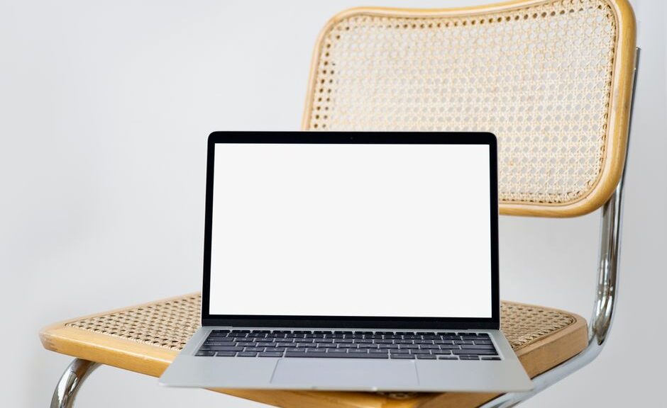 Online-Business & Side Hustles: Dein kompletter Praxis-Guide 2025